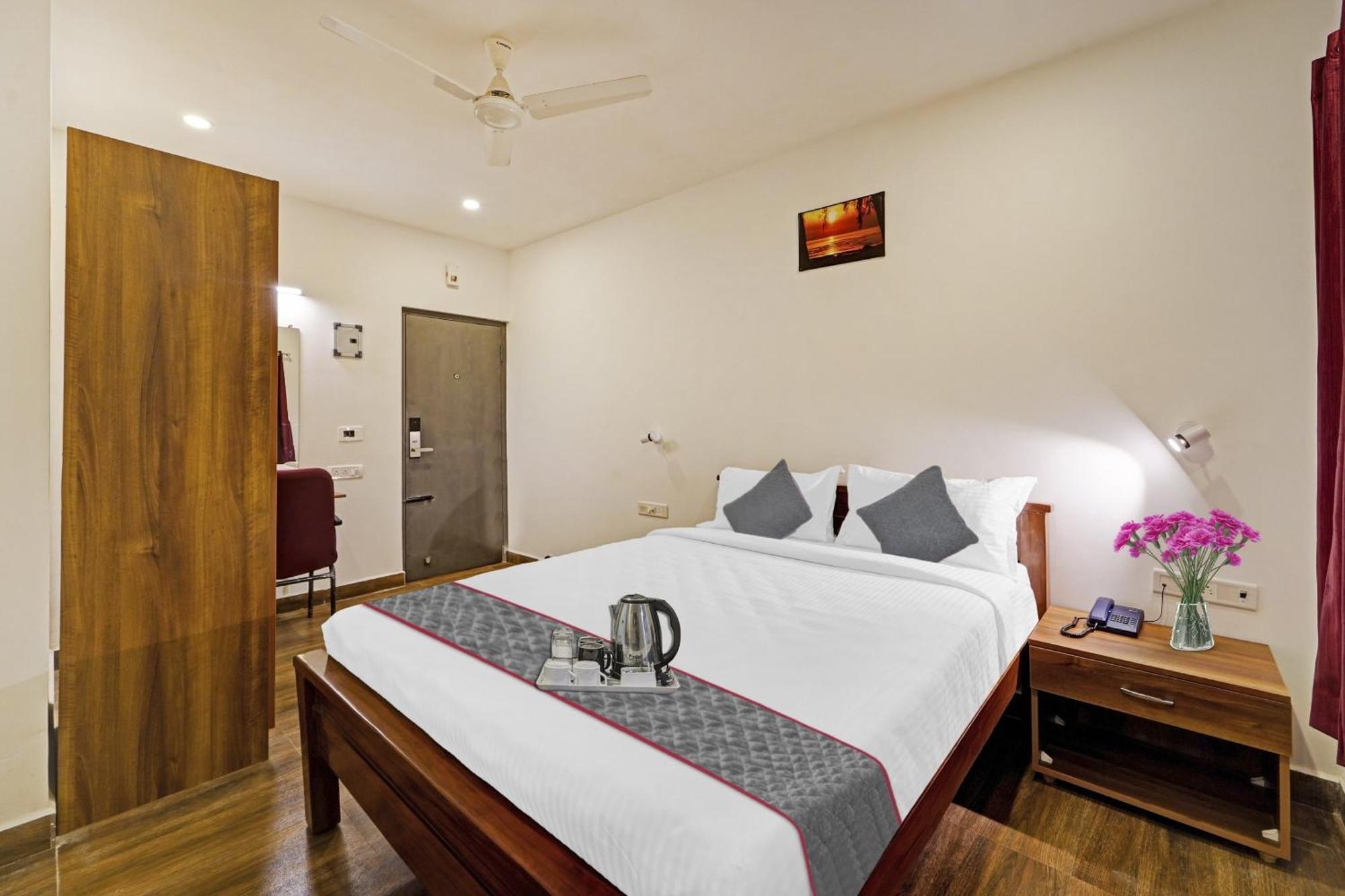 Super Townhouse Orchid Residency Near T.Nagar Hotel Chennai Bagian luar foto